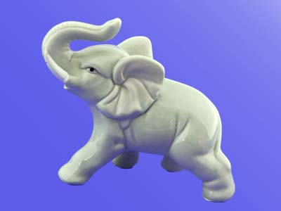 Porz.Elefant stehend (VPE 1)
